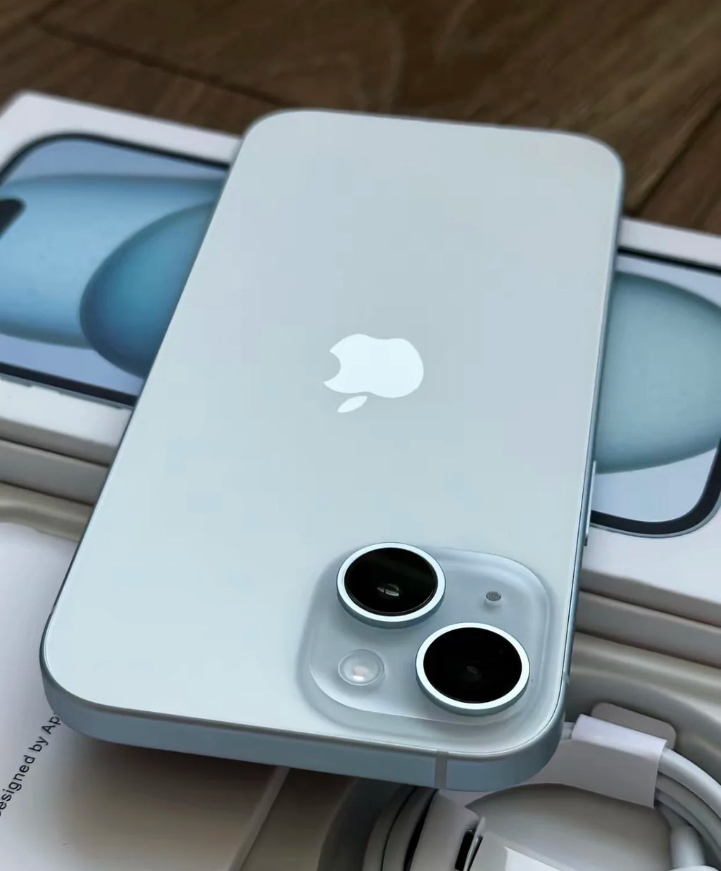 A+ Grade Used Mobile Phone iPhone 15 Good Look Unlocked 6.1 Inch Screen Various Shades Export Wholesale